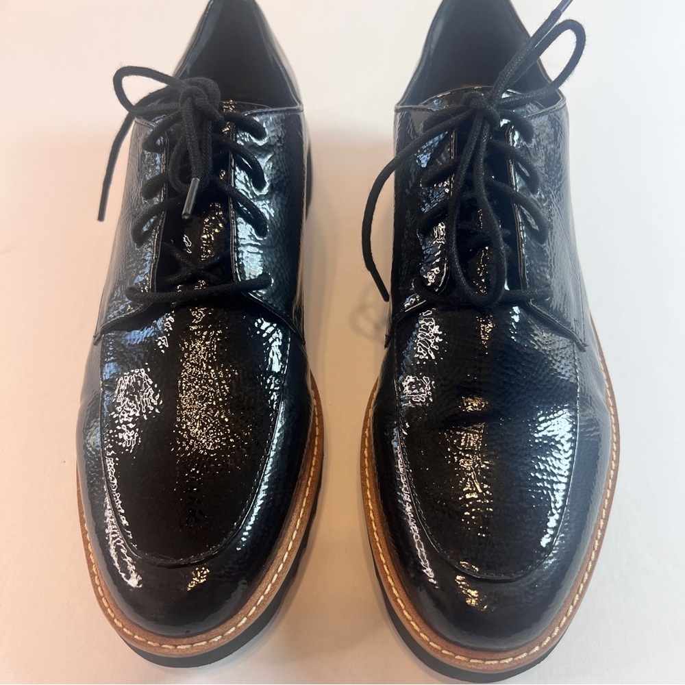 Franco Sarto Women’s Black Patent Lace-Up Oxford – Size 9M - Picture 2 of 10